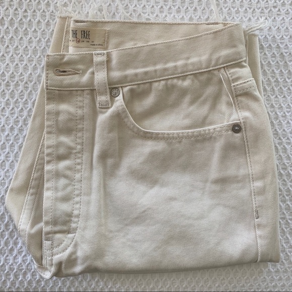 NWOT Free People We The Free Cutoff Denim Shorts - Picture 5 of 5
